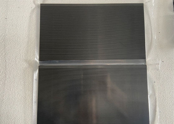 グラファイトの版のブロックのパネルは電極のインゴット原料の高い純度を広げる